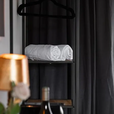 Charming And Renovated In Centre * Reykjavik