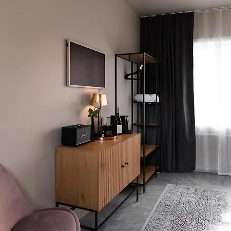 Apartment Charming And Renovated In Centre
